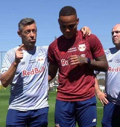 VIDEO - Il saluto del Bragantino a Natan: allenatore e compagni applaudono, lui si emoziona