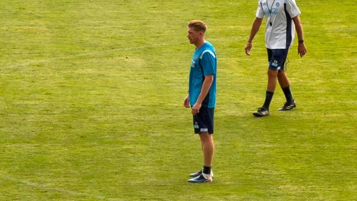 Napoli-Celta Vigo, De Bruyne parte dalla panchina: Neres e Beukema ancora out