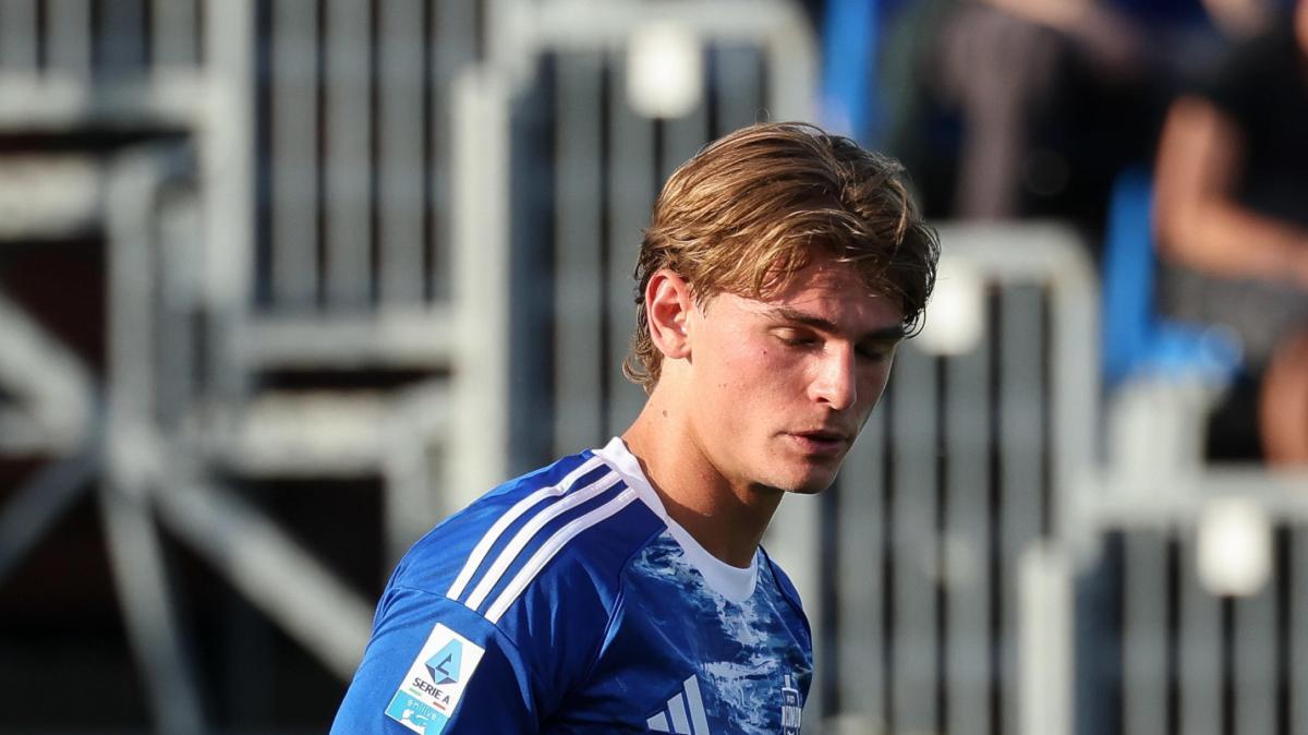 Calciomercato Napoli, salta una pista per Vergara: Nico Paz verso la permanenza al Como