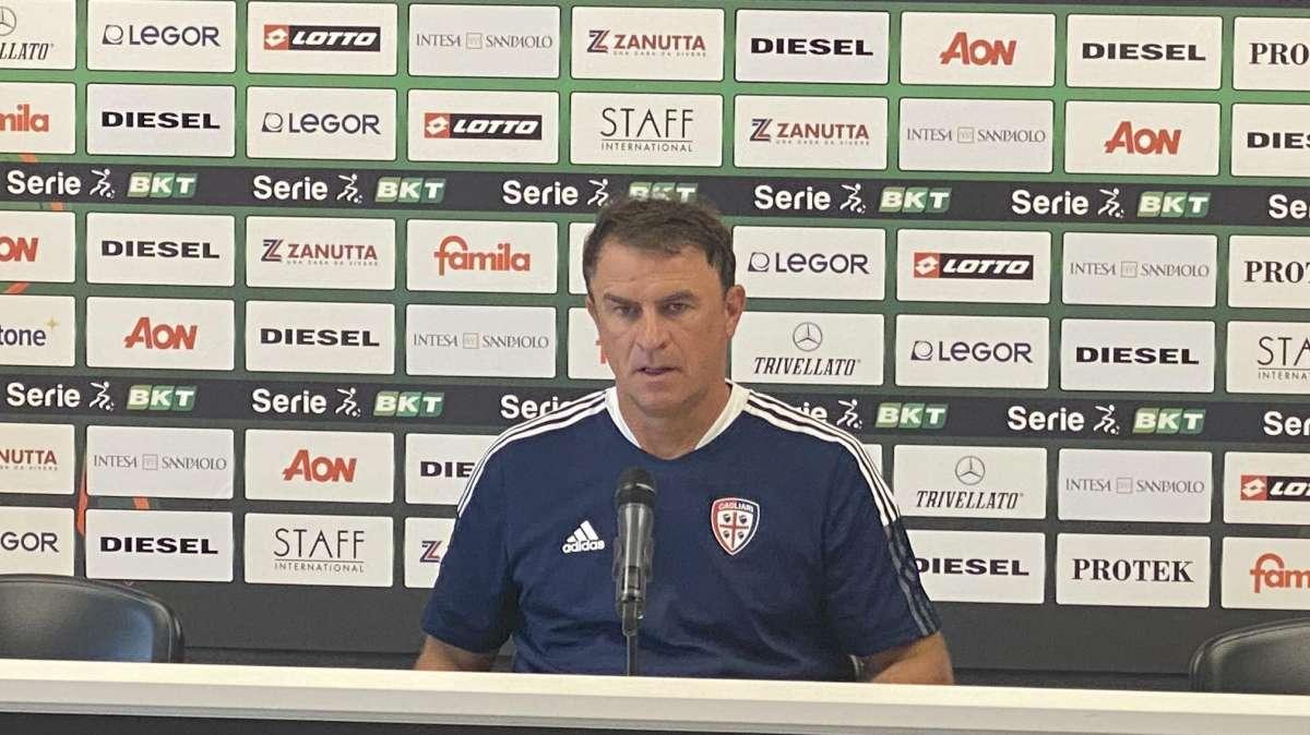 Cagliari, Semplici: "Godin e Nandez? Il loro futuro non dipende da me. Rog ci mancherà"