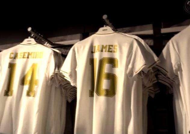 FOTO - Spunta la maglia di James nello store del Real Madrid, Marca: "Indizio di permanenza?"