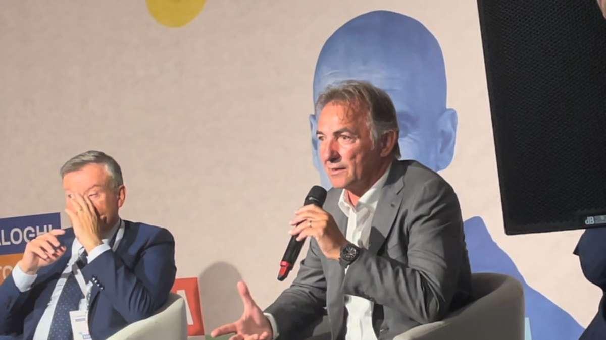 Mauro tuona: "Agli stronzi che dicono che ce l'ho col Napoli rispondo così!"