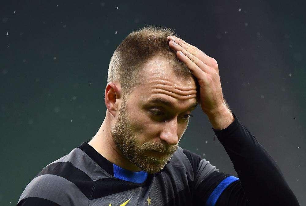 Fabrice Muamba prega per Eriksen: il suo cuore si fermò per 1 ora e 18 minuti