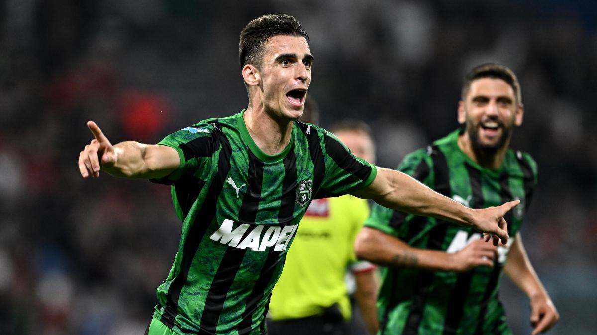 Rabiot non basta al Milan, il Sassuolo pareggia dopo 4' e la vetta si allontana