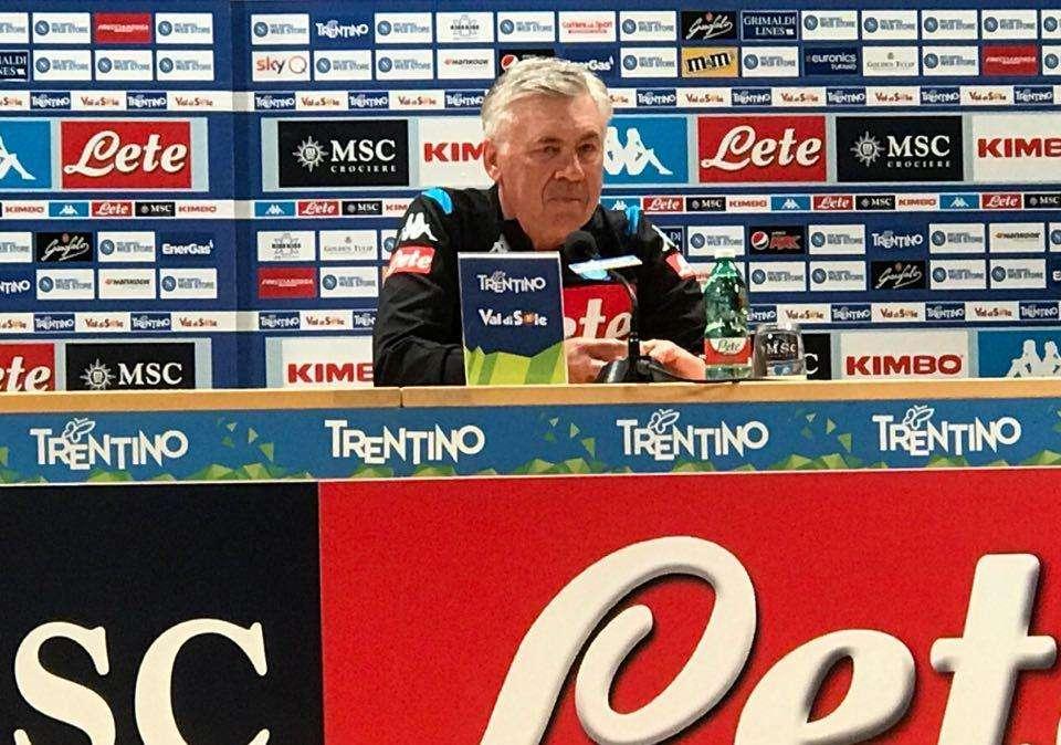 RILEGGI LIVE - Ancelotti: "Bomber? Non focalizzatevi sulla punta, vogliamo qualità. Manolas-Kou coppia super. James? Per ora non è nostro. Centrocampo? Un Fabian..."