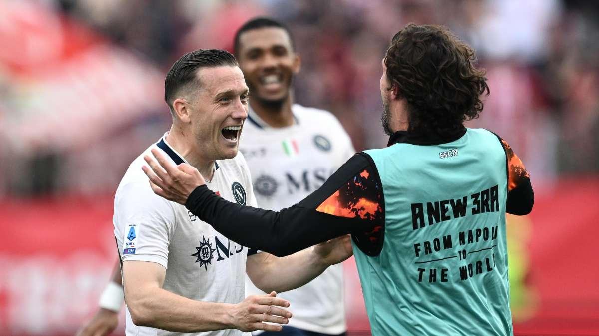 SSCNapoli, il commento sul sito web: "Un gol più bello dell'altro. Il più grande spettacolo dopo il week end"