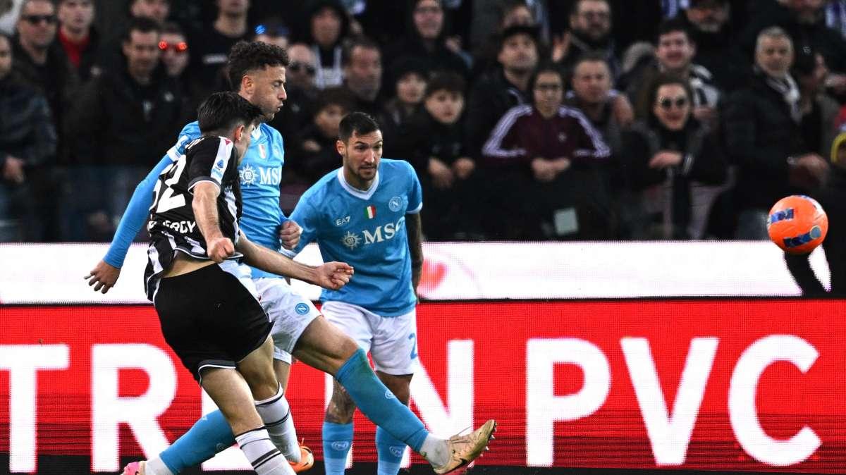 Deficit di gioco e problema più psicologico che fisico: l'analisi de Il Mattino