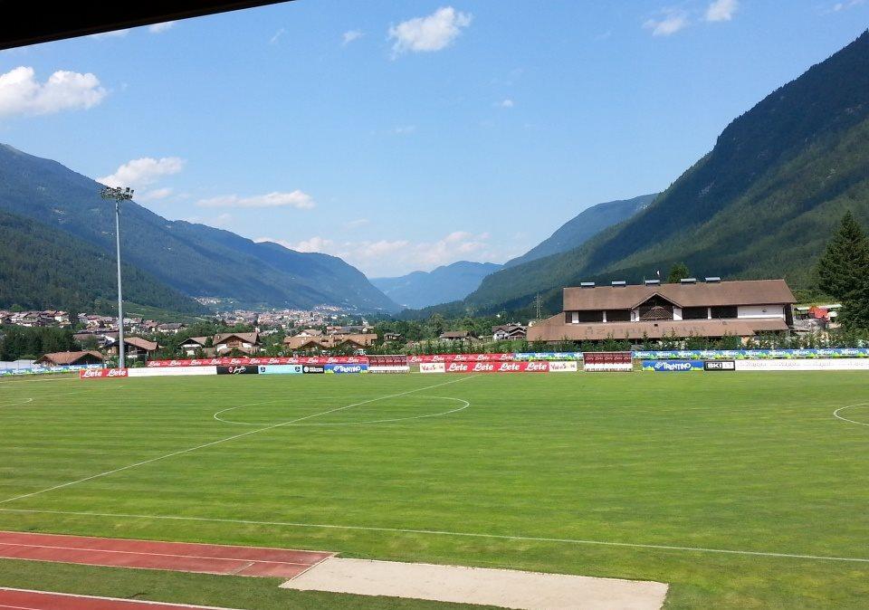 La SSCNapoli chiarisce: date ritiri non sono ufficiali, manca data di inizio campionato