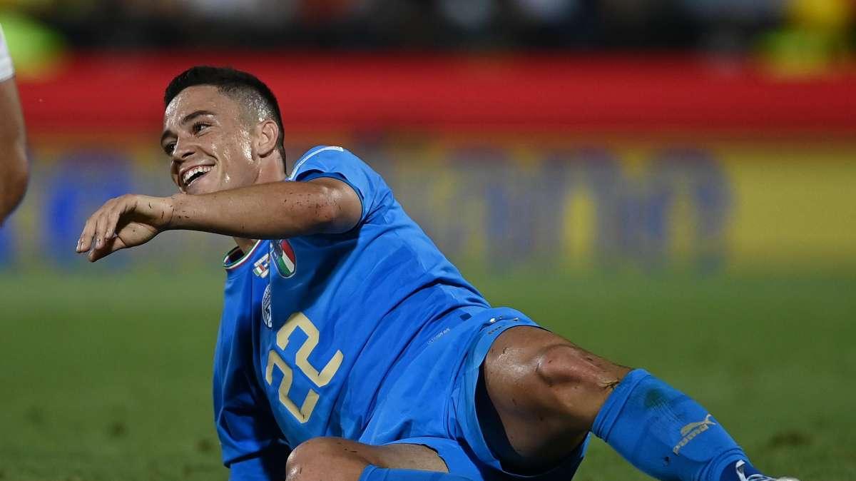 Sky - Sassuolo-Napoli, incontro interlocutorio per Raspadori: c’è ancora distanza, la situazione