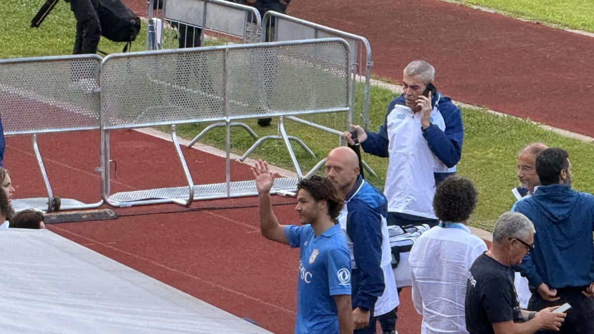 Vergara esce in via precauzionale: solo una contusione per l'attaccante azzurro