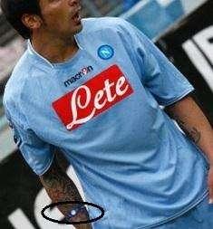 Lavezzi, Power Balance al polso destro