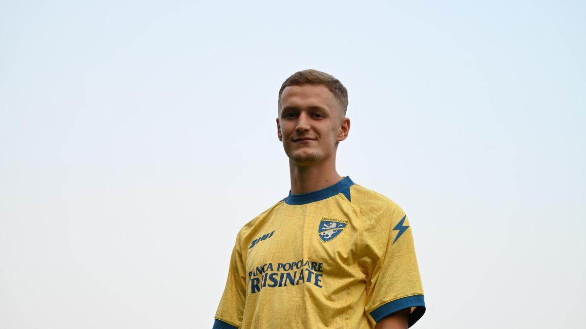 Frosinone, Raimondo rischia il forfait: occasione Bobcek, può partire dal 1' al Maradona