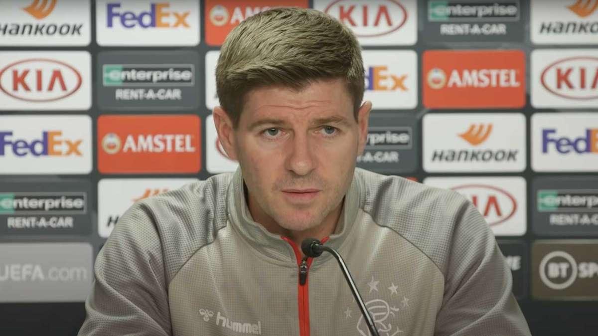 Aston Villa, Gerrard non molla Tuanzebe: "Vogliamo tenerlo, ma decidono lui e lo United"