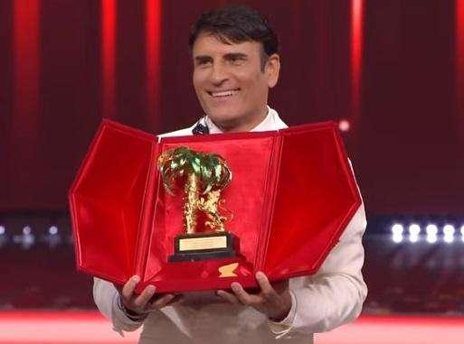 Sal Da Vinci trionfa a Sanremo 2026: arrivano i complimenti di Manfredi e del Comune