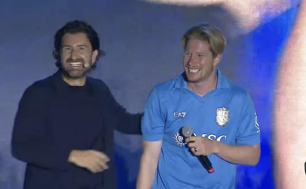 De Bruyne fa impazzire la piazza: "Uagliù, tutt'appost?", ed Hamsik: "Godetevi Kevin!"
