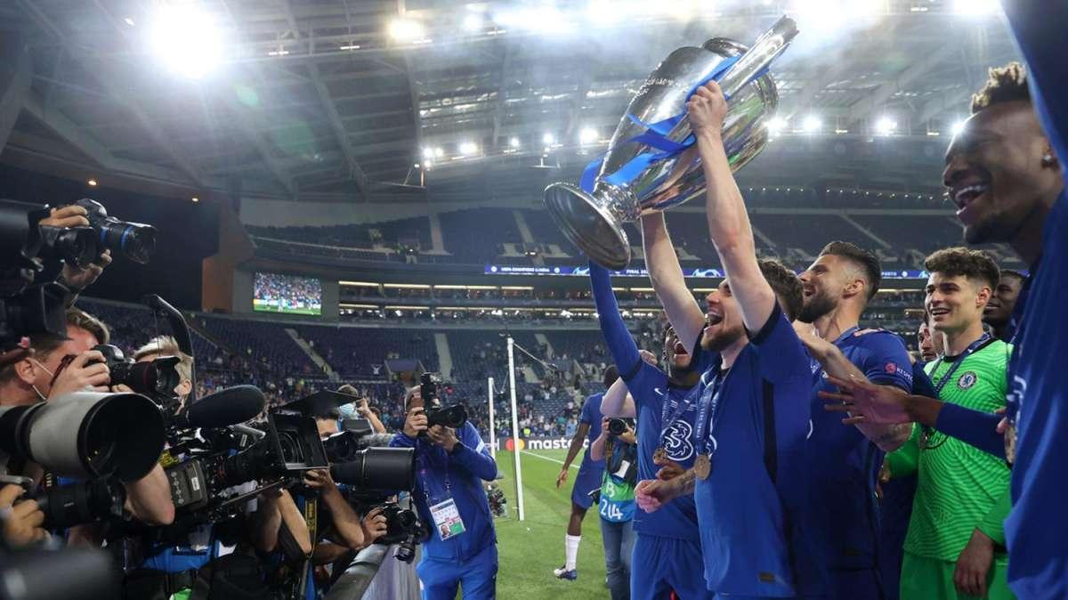 Ziliani: "A voi piacerà la Superlega, a me Jorginho che a 10 anni dalla C2 alza la Champions" 