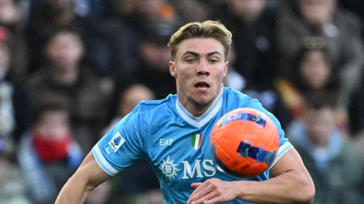 Cremonese-Napoli 0-2 (13', 45' Hojlund): continuità del Napoli dopo la Supercoppa