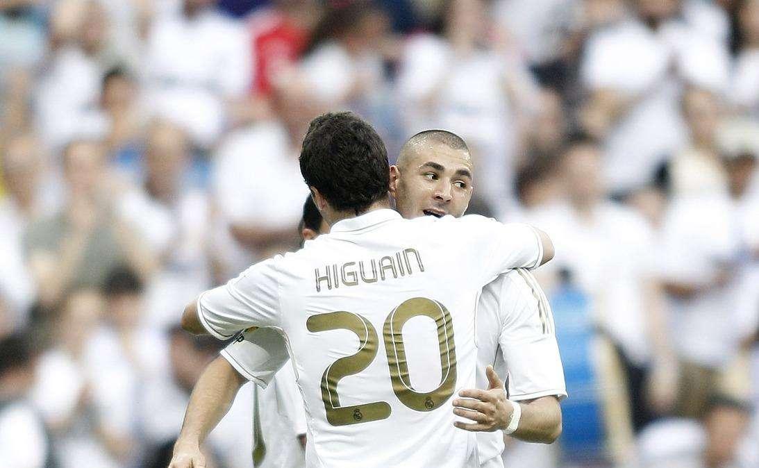 Gazzetta - Higuain-Napoli, il Pipita lunedì in città