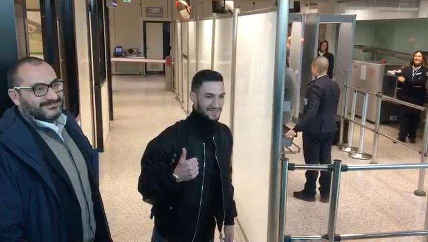 I festeggiamenti sotto la Curva piacciono anche a Politano: like a tutti i post del Napoli