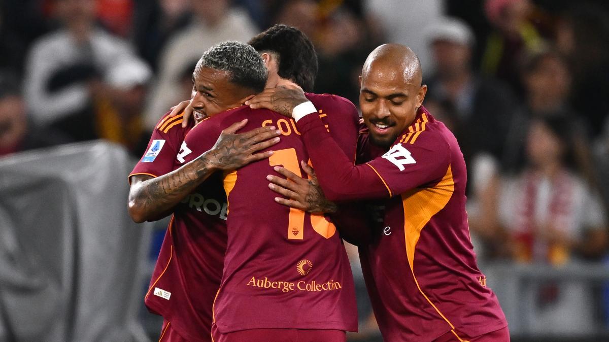 Partenza a razzo della Roma: 3-0 alla Fiorentina a fine 1T 