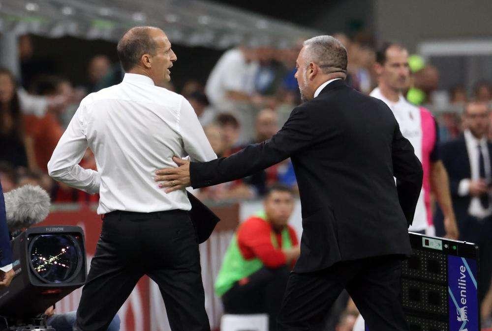 Milan,  Allegri: "Rosso? Per fortuna la giacca mi ha salvato"