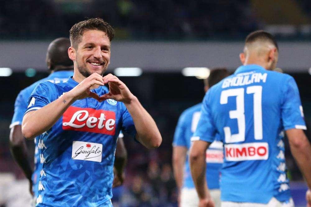 Bologna-Napoli 3-2, le pagelle: Insigne dannoso, Verdi caotico, azzurri in 9. Dries e Callejon cambiano il match