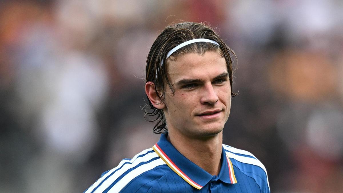 Feyenoord-Como, le formazioni: Fabregas sorprende con Nico Paz falso 9