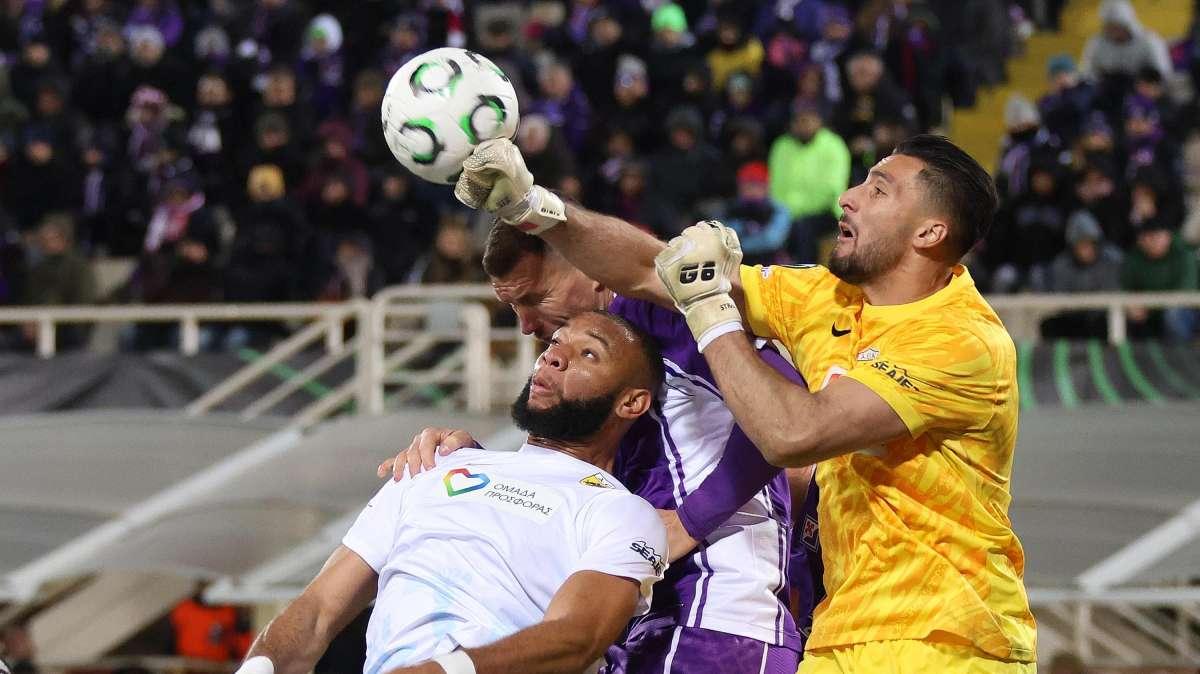 Disastro Fiorentina: crolla in casa con l’AEK Atene e sprofonda in classifica 