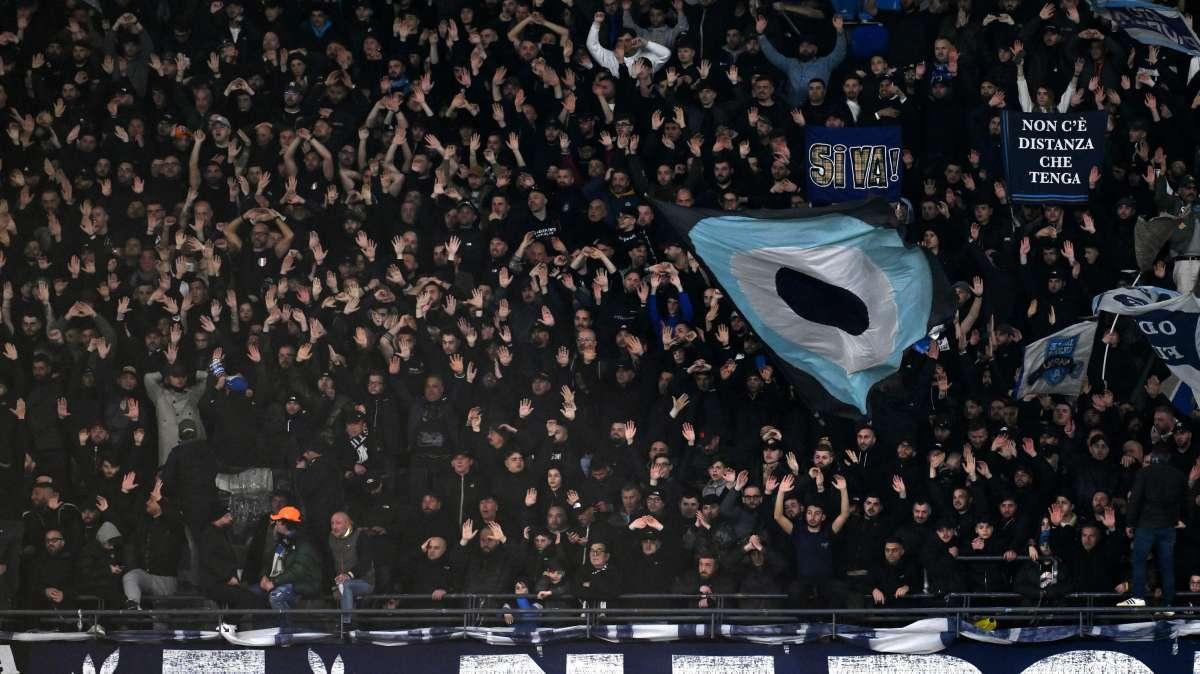 Tuttosport - Un altro suicidio sportivo: giusti i fischi del Maradona