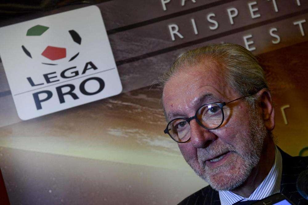 Scontri tifosi Lecce-Bari, Pres. Legapro: "Sono inorridito da quanto è successo"