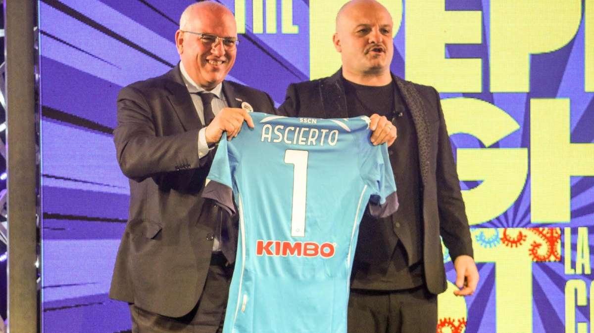 Peppe Iodice: Una maglia del Napoli per il professor Ascierto