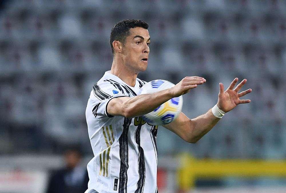 Giocata di Chiesa sulla destra: CR7 fa 1-0 Juve