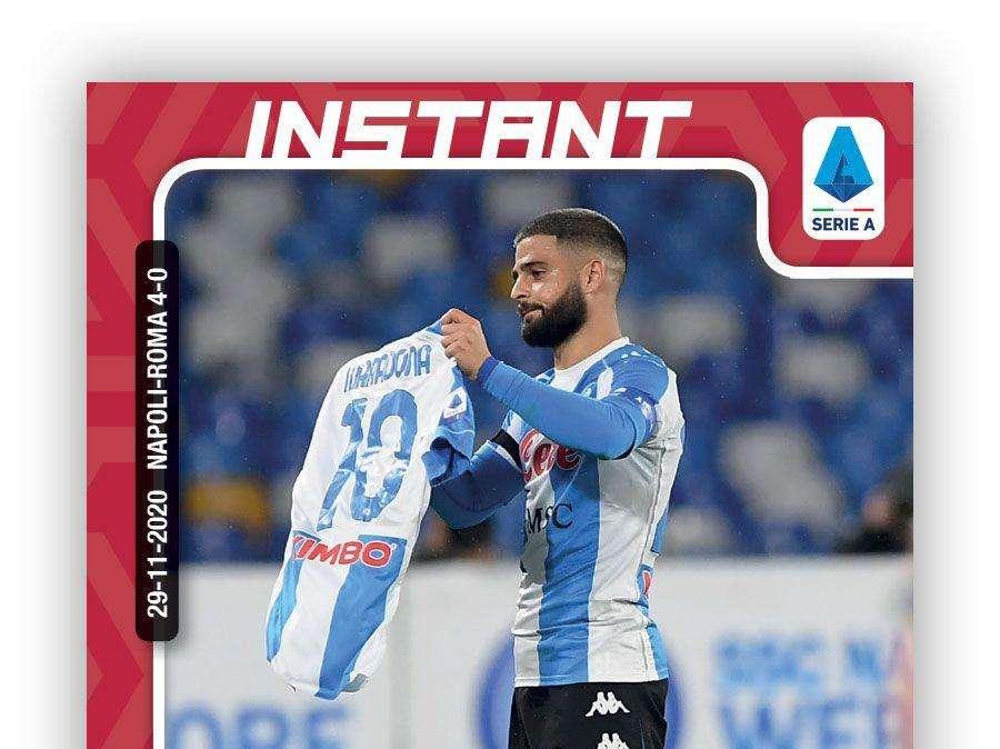 FOTO - Panini lancia la prima Instant Card: figurina dedicata ad Insigne e l'esultanza per Maradona