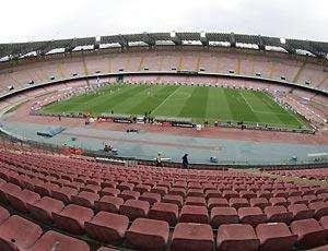 Giudice sportivo: "Chiuse le curve del S.Paolo fino al 31 ottobre" . IL NAPOLI PRESENTA RICORSO D'URGENZA 