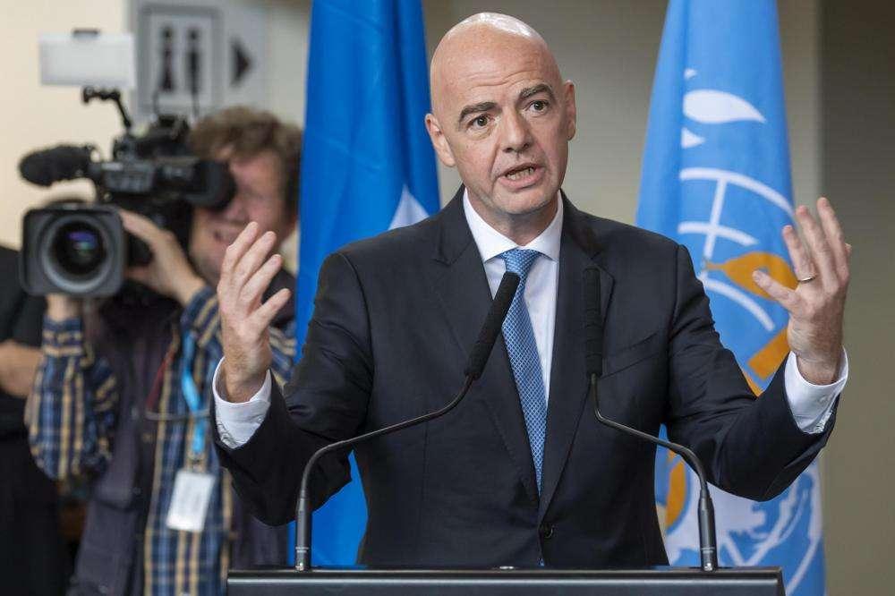 FIFA, Infantino sul razzismo: "Se necessario giusto interrompere o abbandonare il campo"