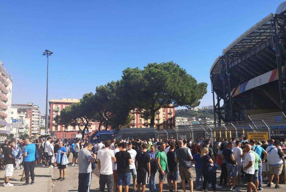 Col Liverpool necessario anticiparsi ai varchi: con la Samp lunghe code per problema fidelity e rallentamenti