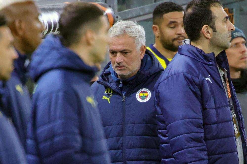 Caos in Turchia: Mourinho denunciato dal Galatasaray per razzismo