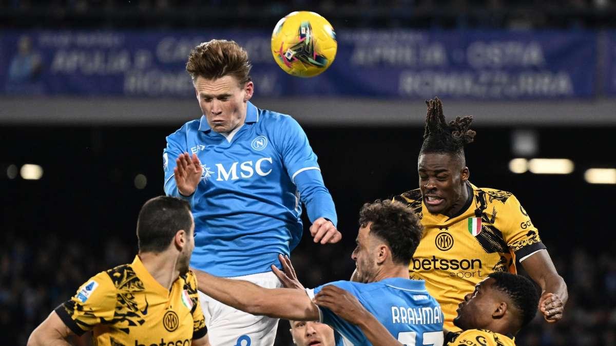 Sky - Verso Napoli-Fiorentina: c'è la notizia su McTominay e Politano