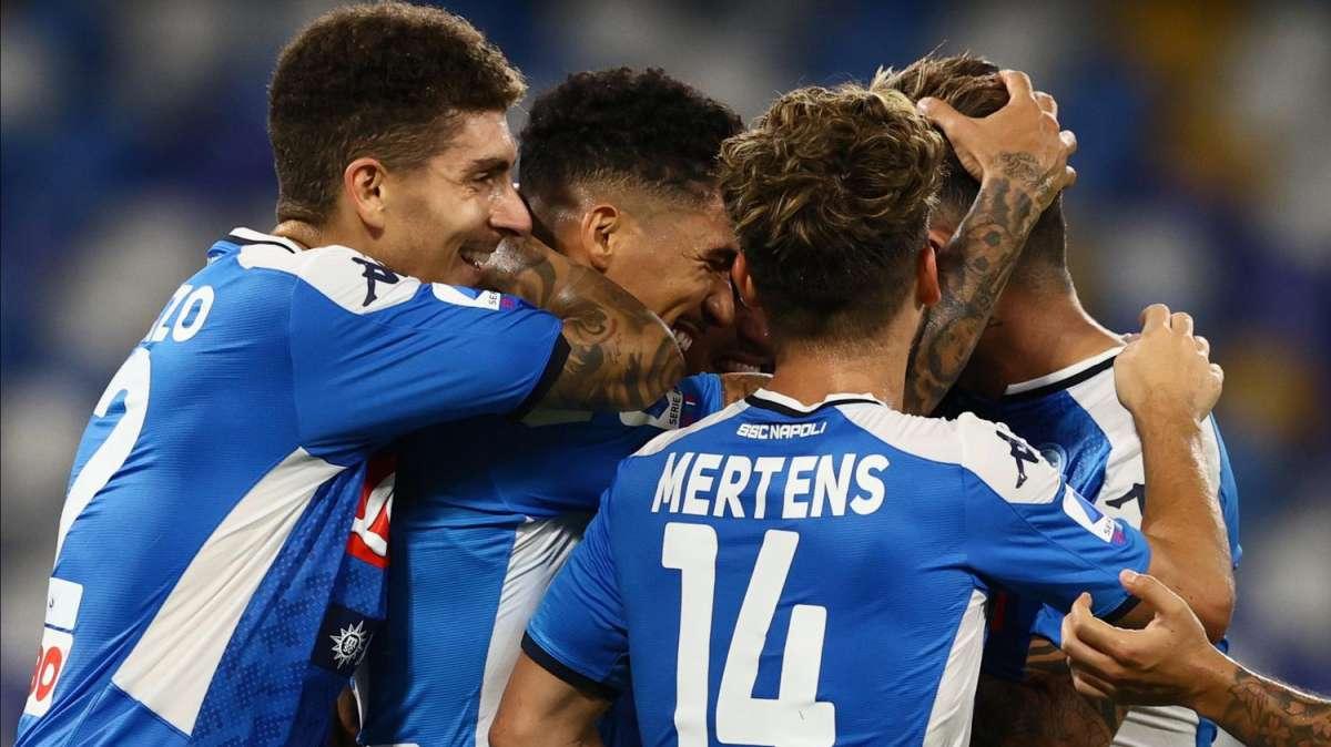 FOTOGALLERY - Dal sorriso di Diletta Leotta alla gioia azzurra, gli scatti di Napoli-Sassuolo