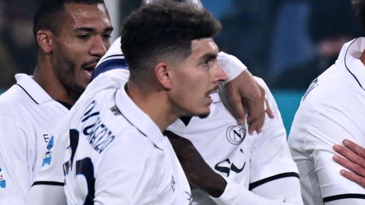 Vittoria e non solo, Di Lorenzo esulta: "Festeggiate al meglio le 250 presenze"