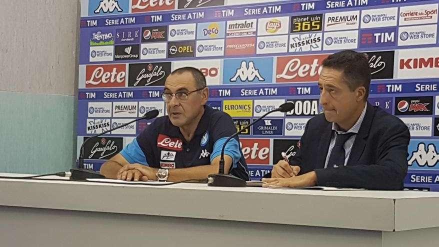 Sarri in conferenza: "Una prova così meritava i 3 punti ma Handanovic straordinario. Mertens? Calo fisiologico. Genoa? No turnover..."