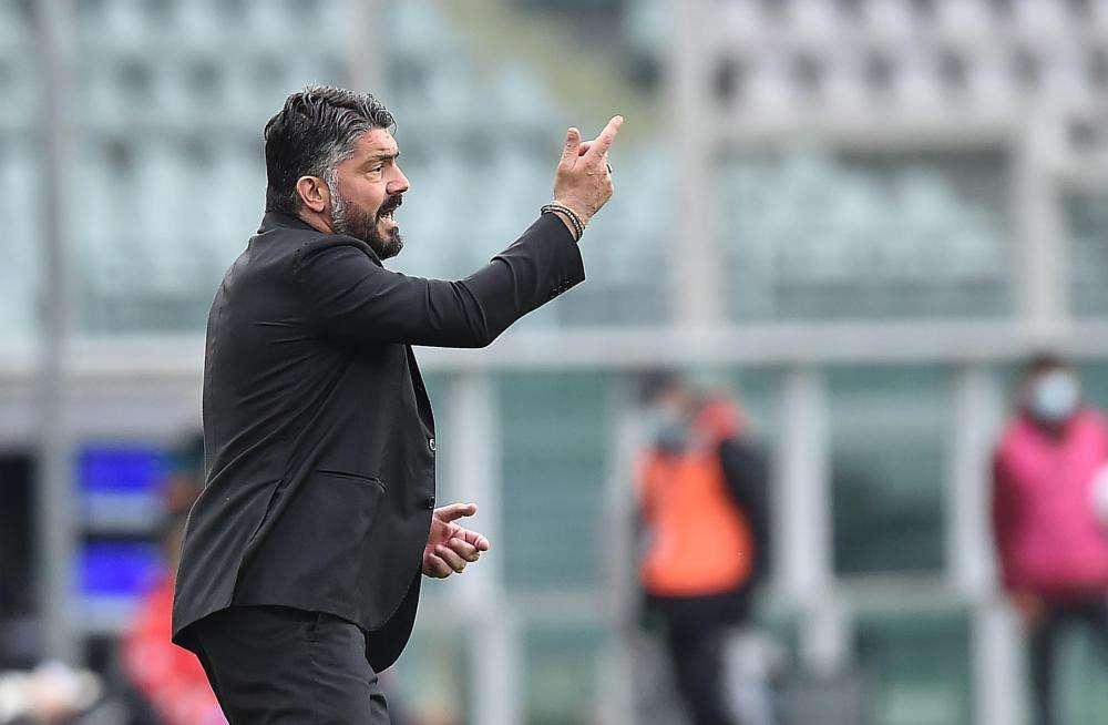 Ansa - Osimhen ancora preferito a Mertens: formazione fatta con un solo dubbio