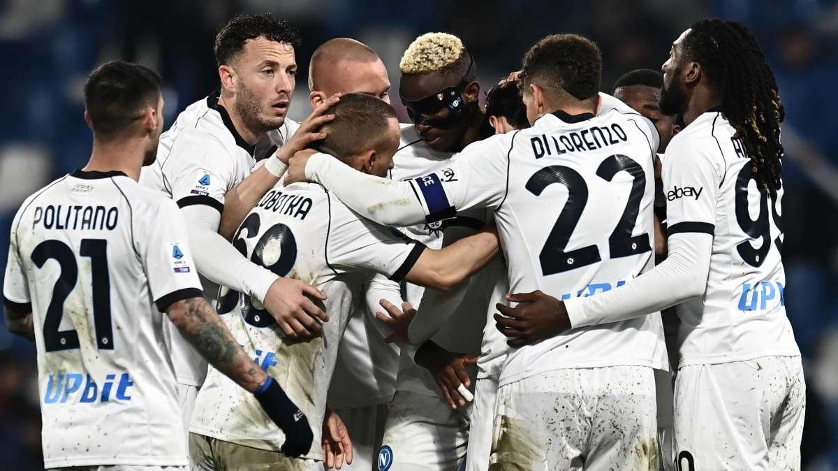 SONDAGGIO - Il Napoli gioca a tennis, 6-1 al Sassuolo: chi è stato il migliore in campo?