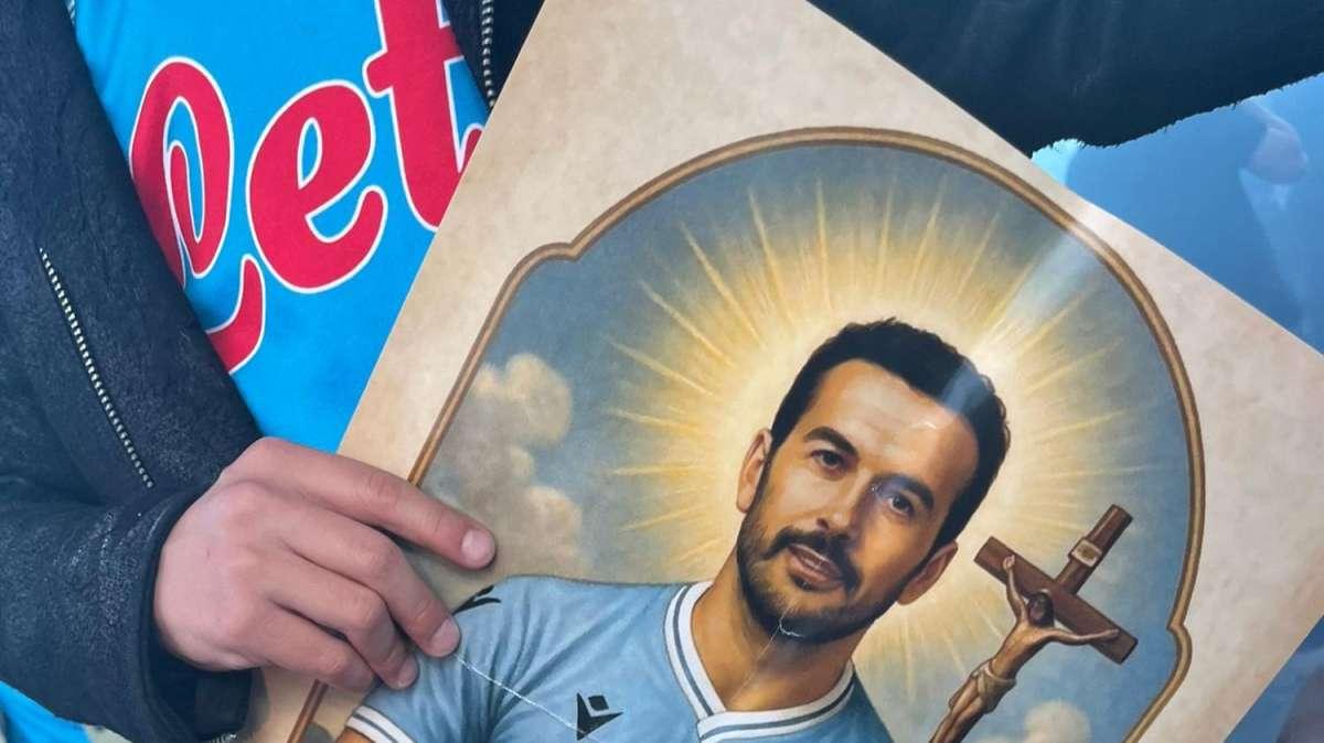 "San Pedro protettore di Napoli": volantino speciale per lo spagnolo