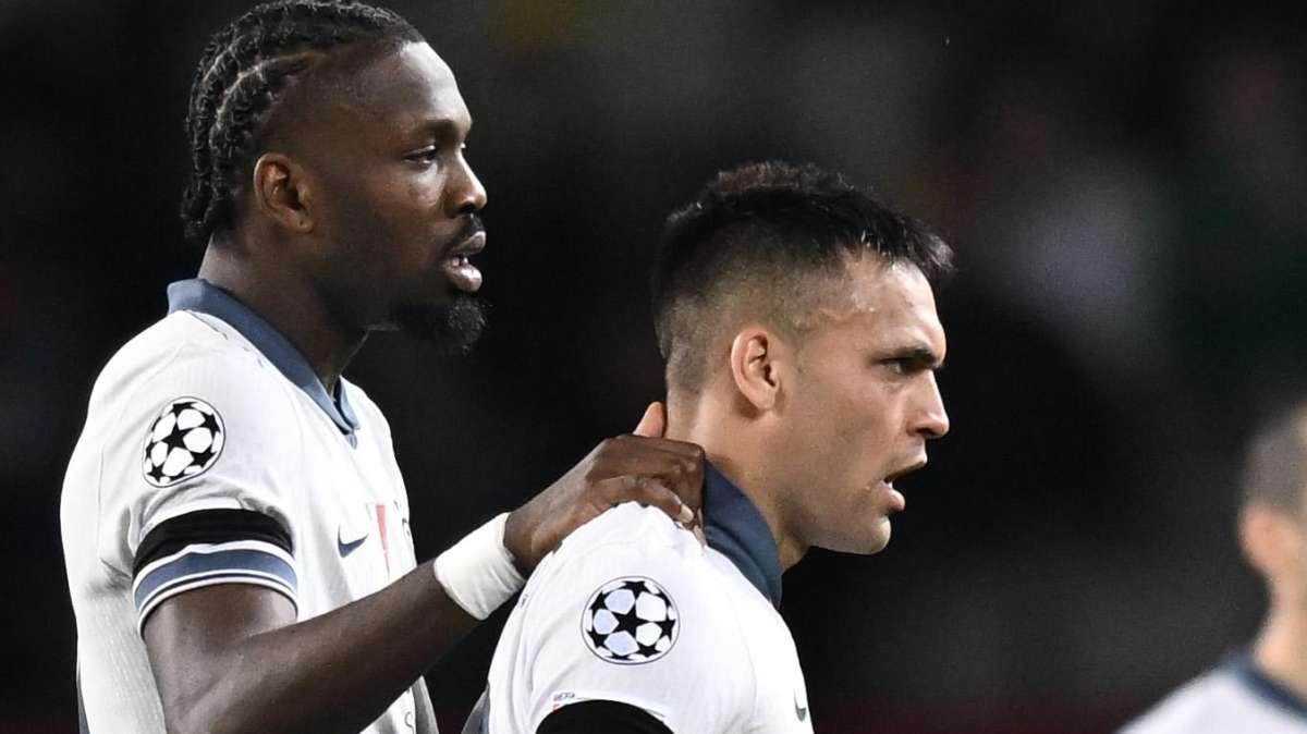 Barcellona-Inter, tegola Lautaro! Inzaghi aspetta l'intervallo ma è costretto al cambio