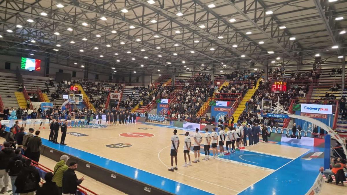 Napoli Basket, altro innesto: annunciato accordo annuale con Zac Seljaas