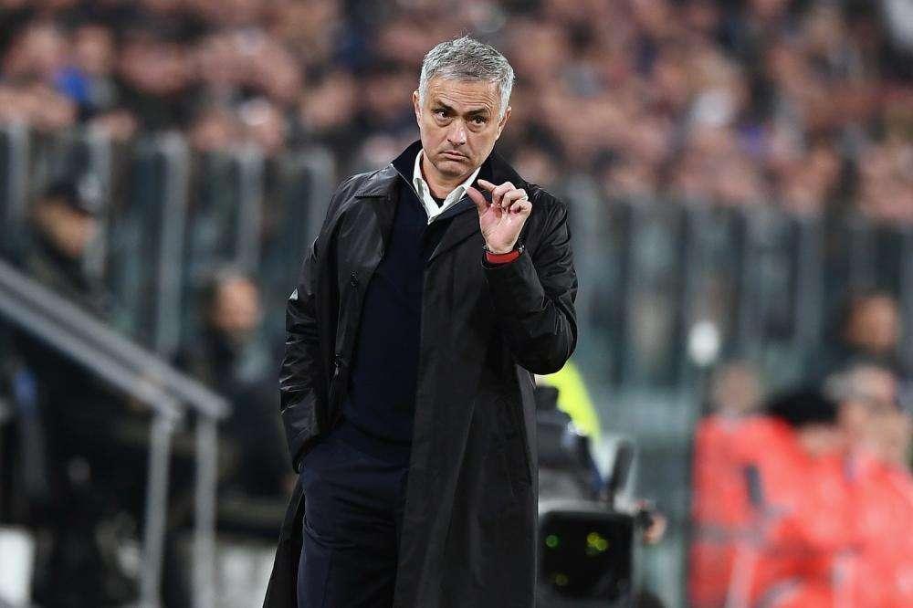 Clamoroso United: Sanchez avrebbe scommesso sull'esonero di Mourinho, Rojo gli deve 20mila sterline