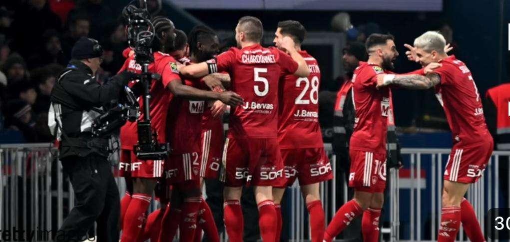 Il Brest presenta la sfida al Napoli: “Club storico anche se non giocherà le Coppe”
