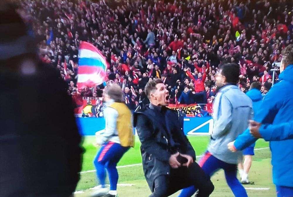 Simeone 'spiega' l'esultanza: "Era rivolta ai miei tifosi per dire: abbiamo gli attributi!"