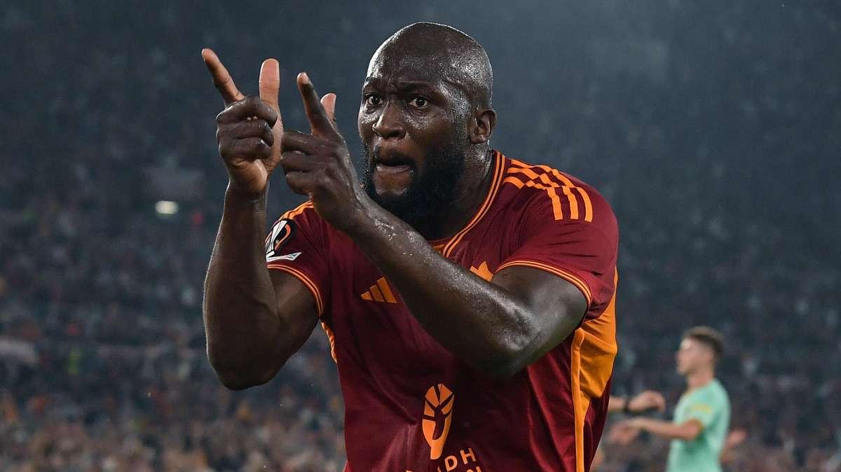 La Roma chiude la pratica Slavia Praga nel primo tempo: 2-0 e 3 su 3 in Europa League
